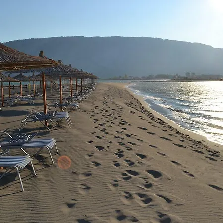 Hotel Fishta &