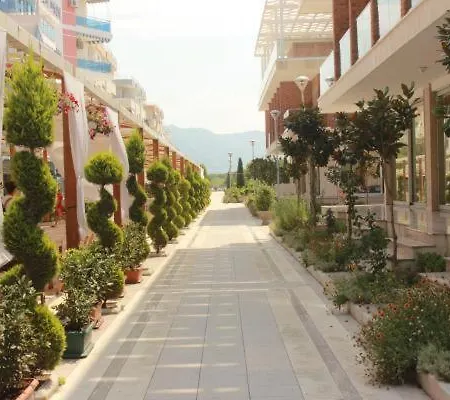 Hotel Fishta &