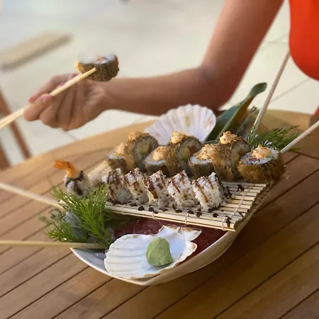 Отель Fishta & 4*