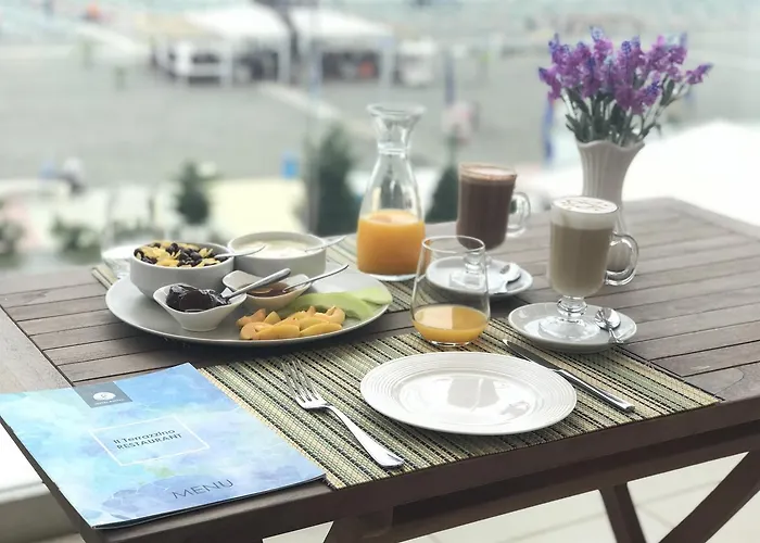 Hotel Fishta & Velipojë